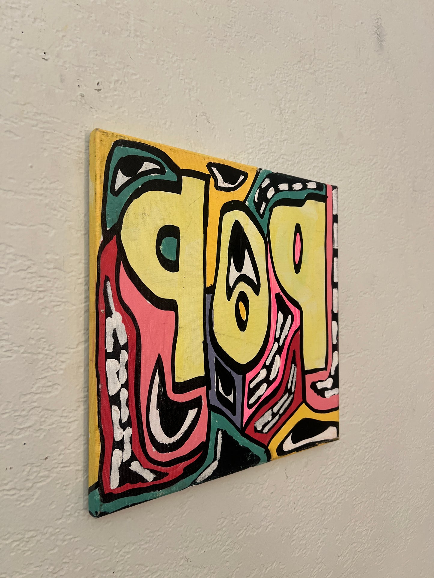 909