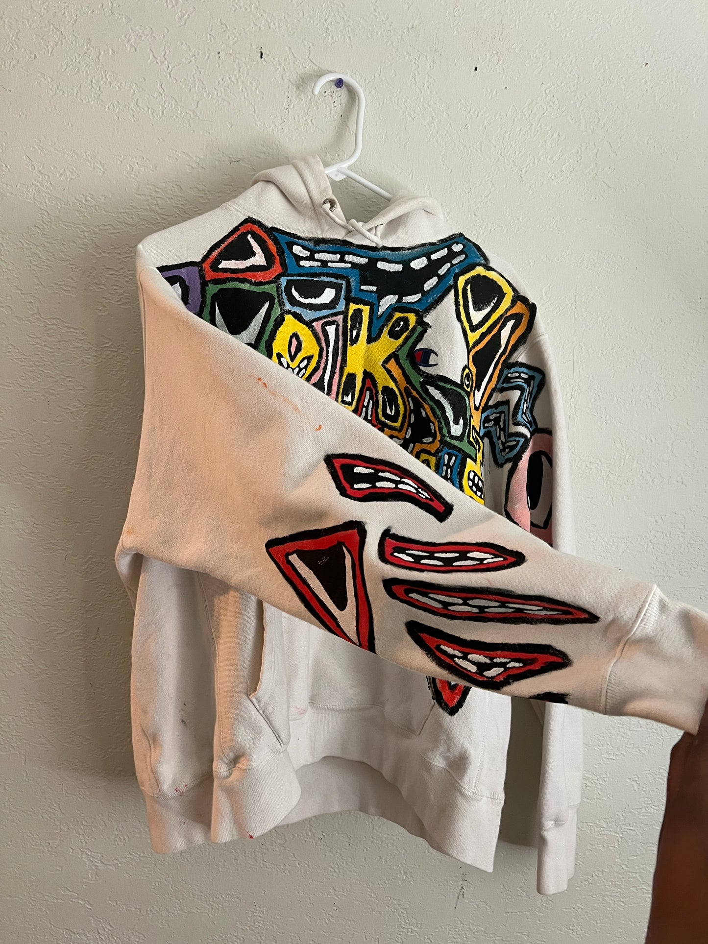 LOOK ALIV CHAMPION HOODIE
