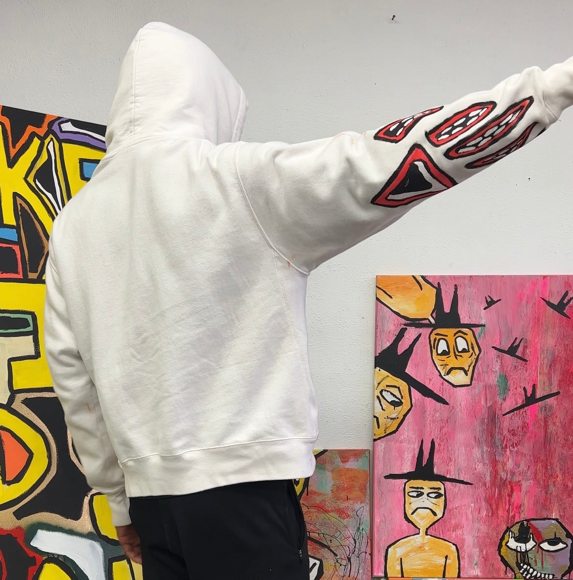 LOOK ALIV CHAMPION HOODIE