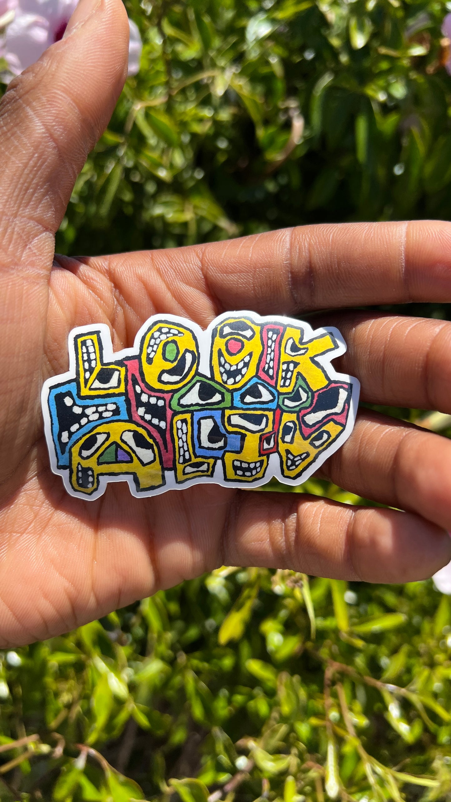 LOOK ALIV STICKER