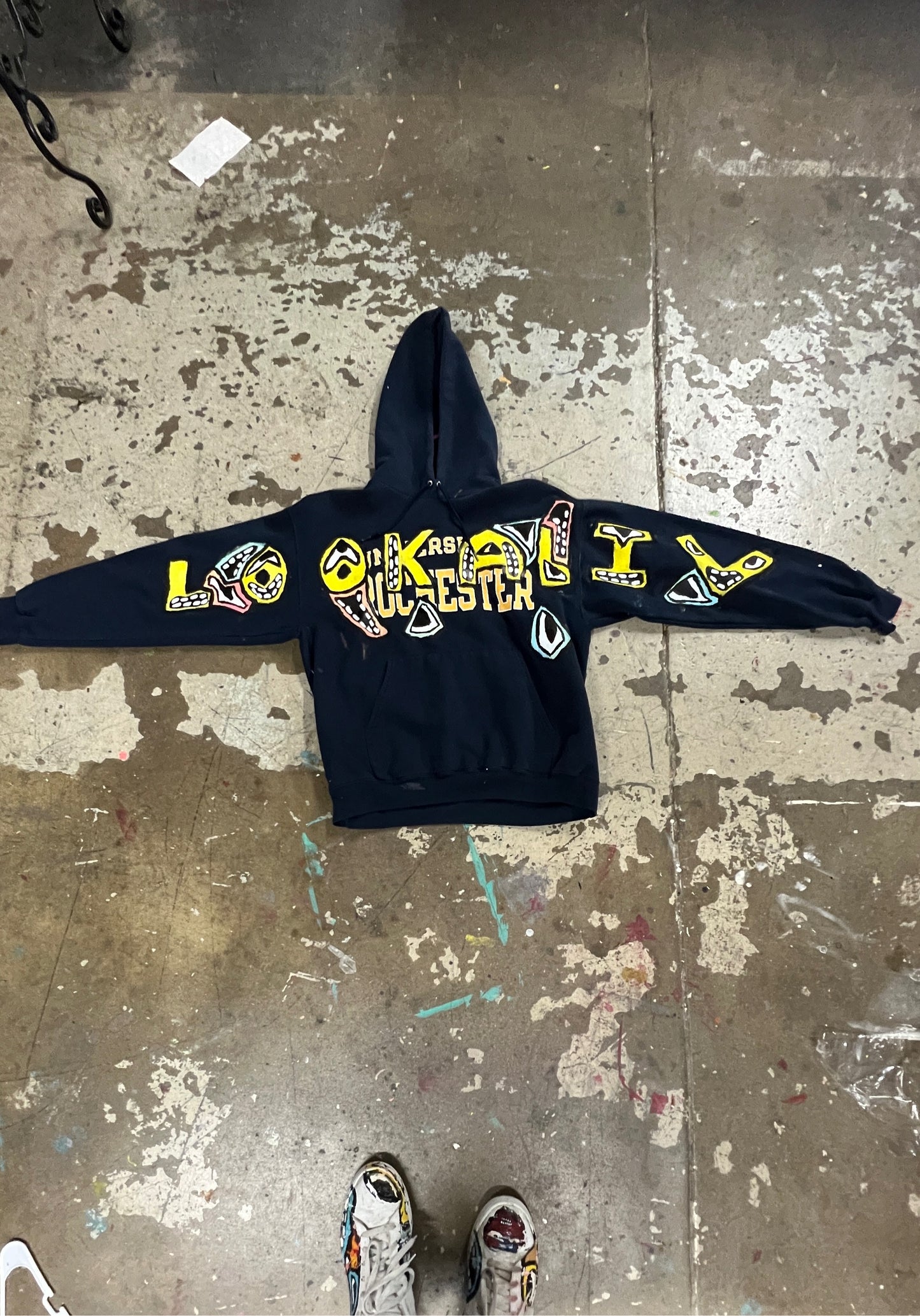 LOOK ALIV UNIVERSITY OF ROCHESTER HOODIE