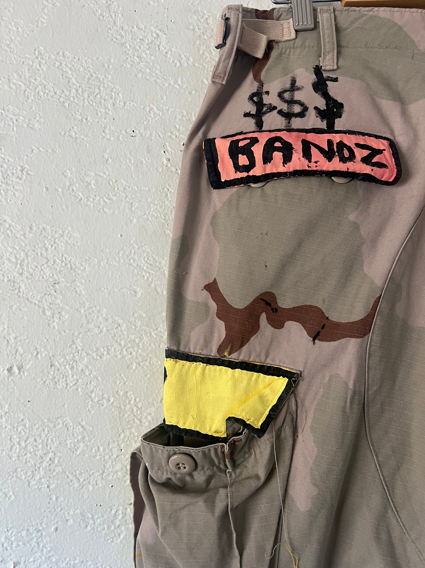 DON’T HIDE CAMO PANTS