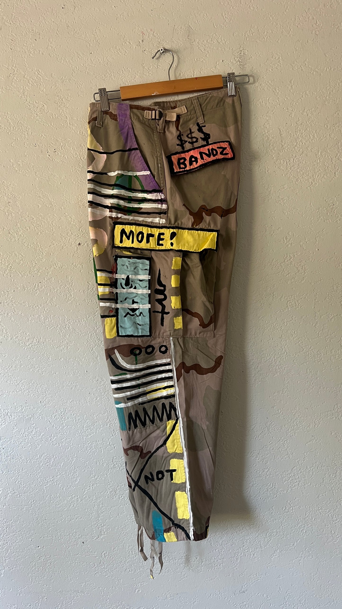 DON’T HIDE CAMO PANTS